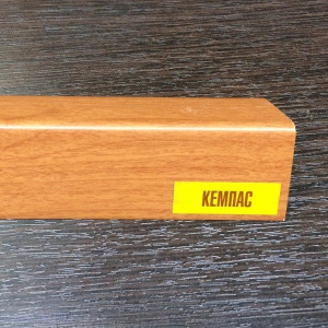 Уголок пласт. 25х25 кемпас "идеал"